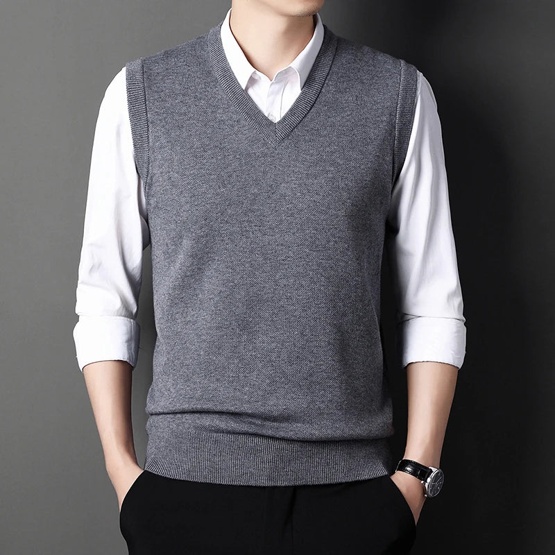 Men’s V-neck Knit Vest – Retro Solid Color, Casual Woolen, All-match for Autumn