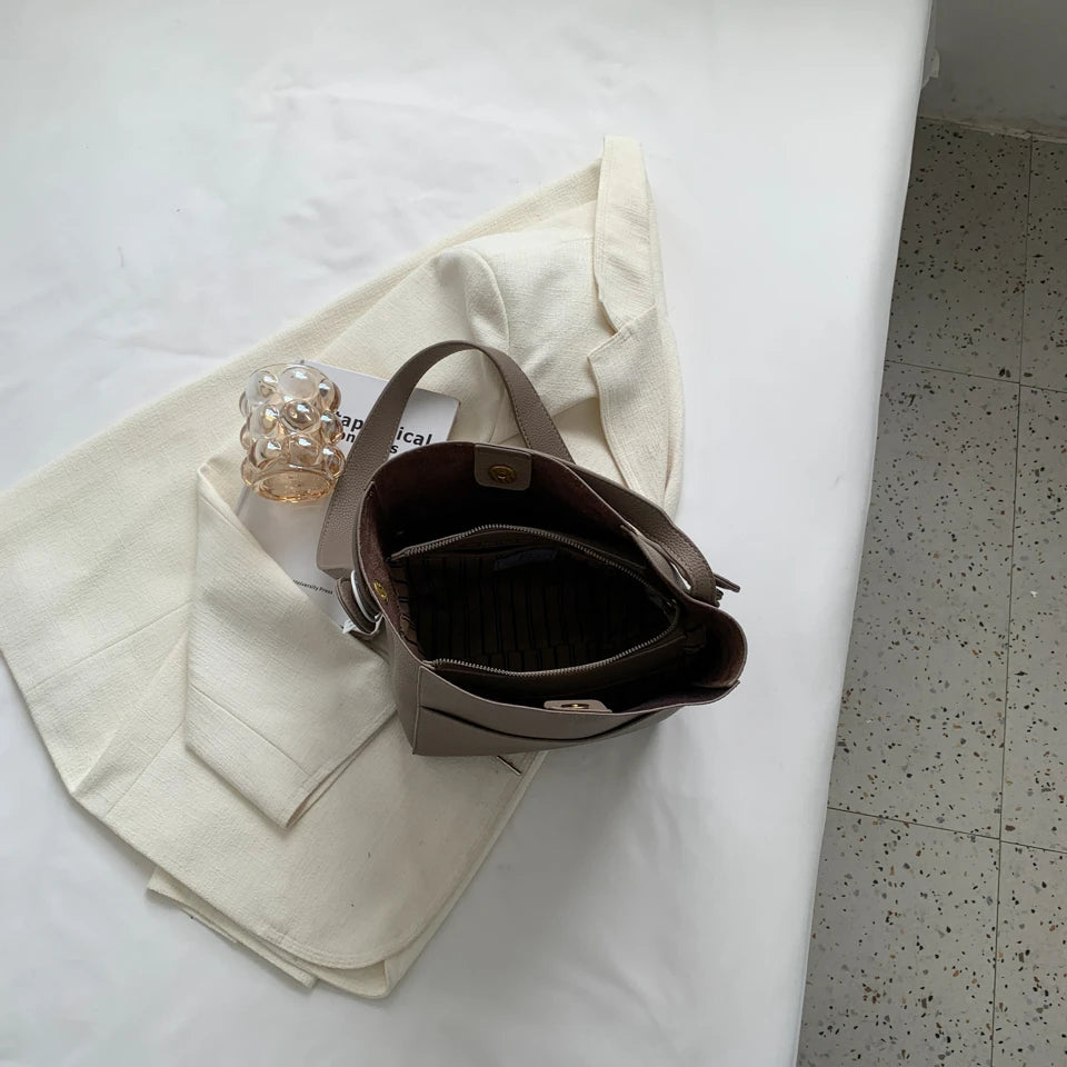 Wide Strap Leather Handbag - Women's Soft Casual Bucket Tote, Large Capacity & Multi-Function