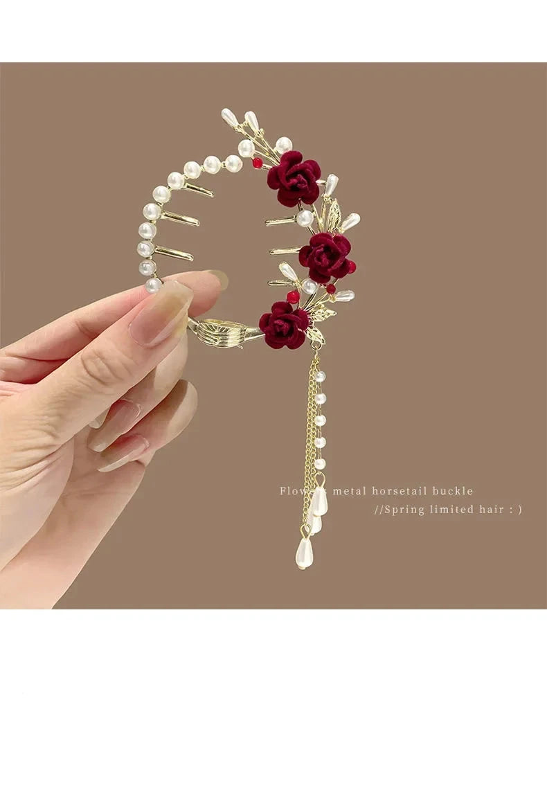 Elegant Women’s Hair Claw with Pearl & Rhinestone Tassels - Ponytail Buckle Hair Clip