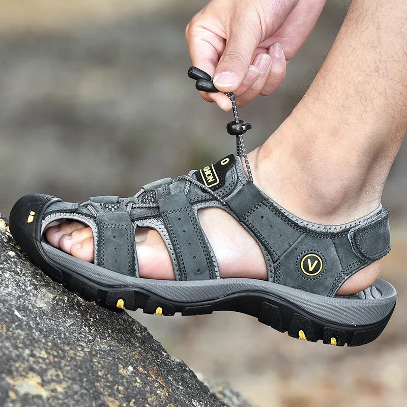 Men's Leather Sandals – Fashionable & Breathable Beach Slippers