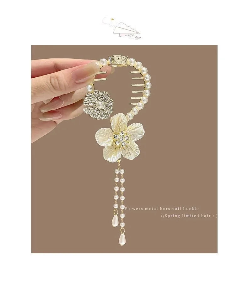 Elegant Women’s Hair Claw with Pearl & Rhinestone Tassels - Ponytail Buckle Hair Clip