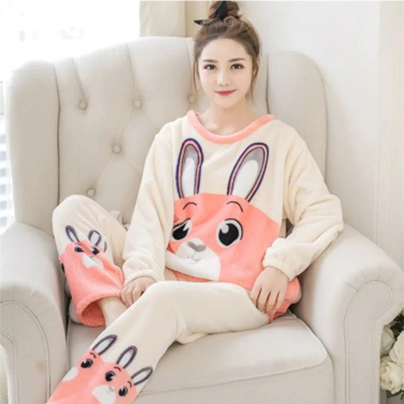 Autumn Winter Women's Flannel Pajama Set - Cartoon Bear Sleepwear