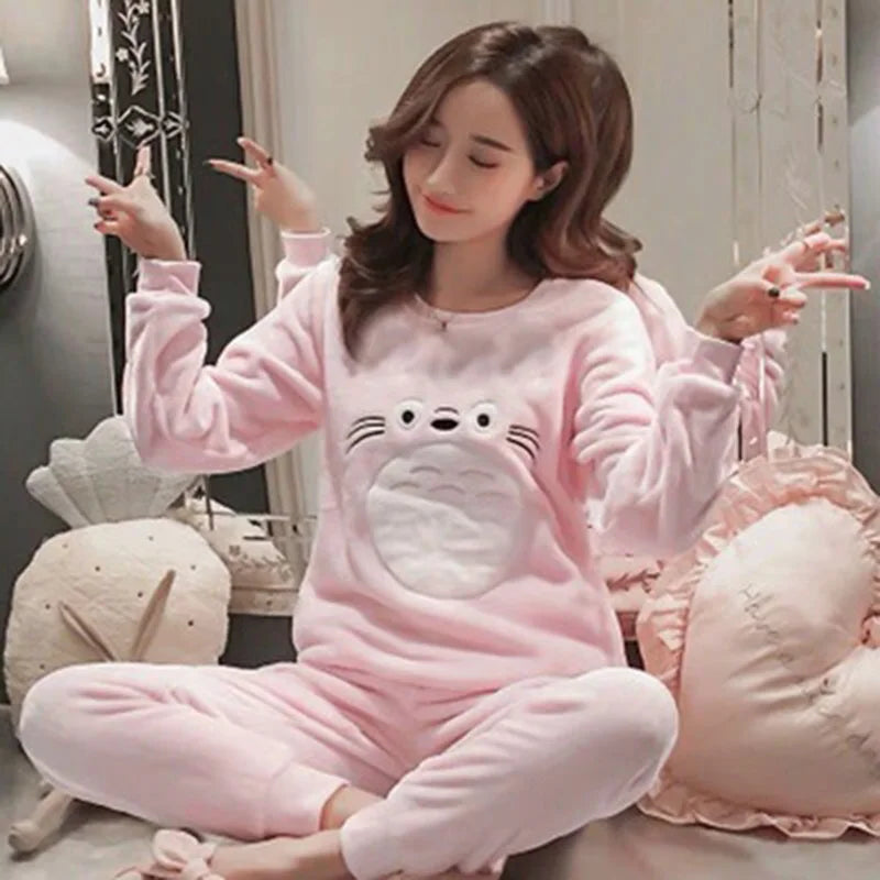 Autumn Winter Women's Flannel Pajama Set - Cartoon Bear Sleepwear