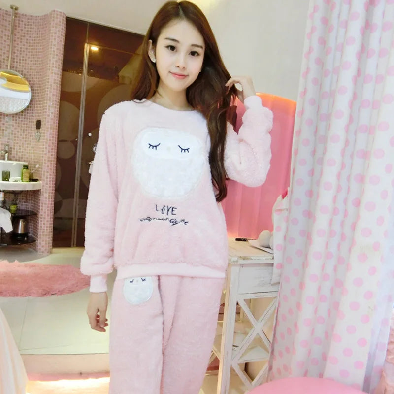 Autumn Winter Women's Flannel Pajama Set - Cartoon Bear Sleepwear