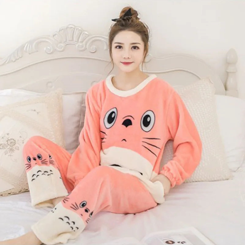 Autumn Winter Women's Flannel Pajama Set - Cartoon Bear Sleepwear