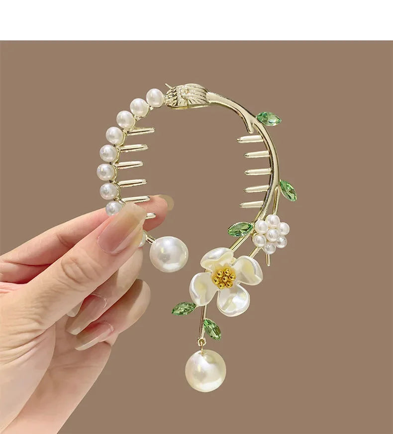 Elegant Women’s Hair Claw with Pearl & Rhinestone Tassels - Ponytail Buckle Hair Clip