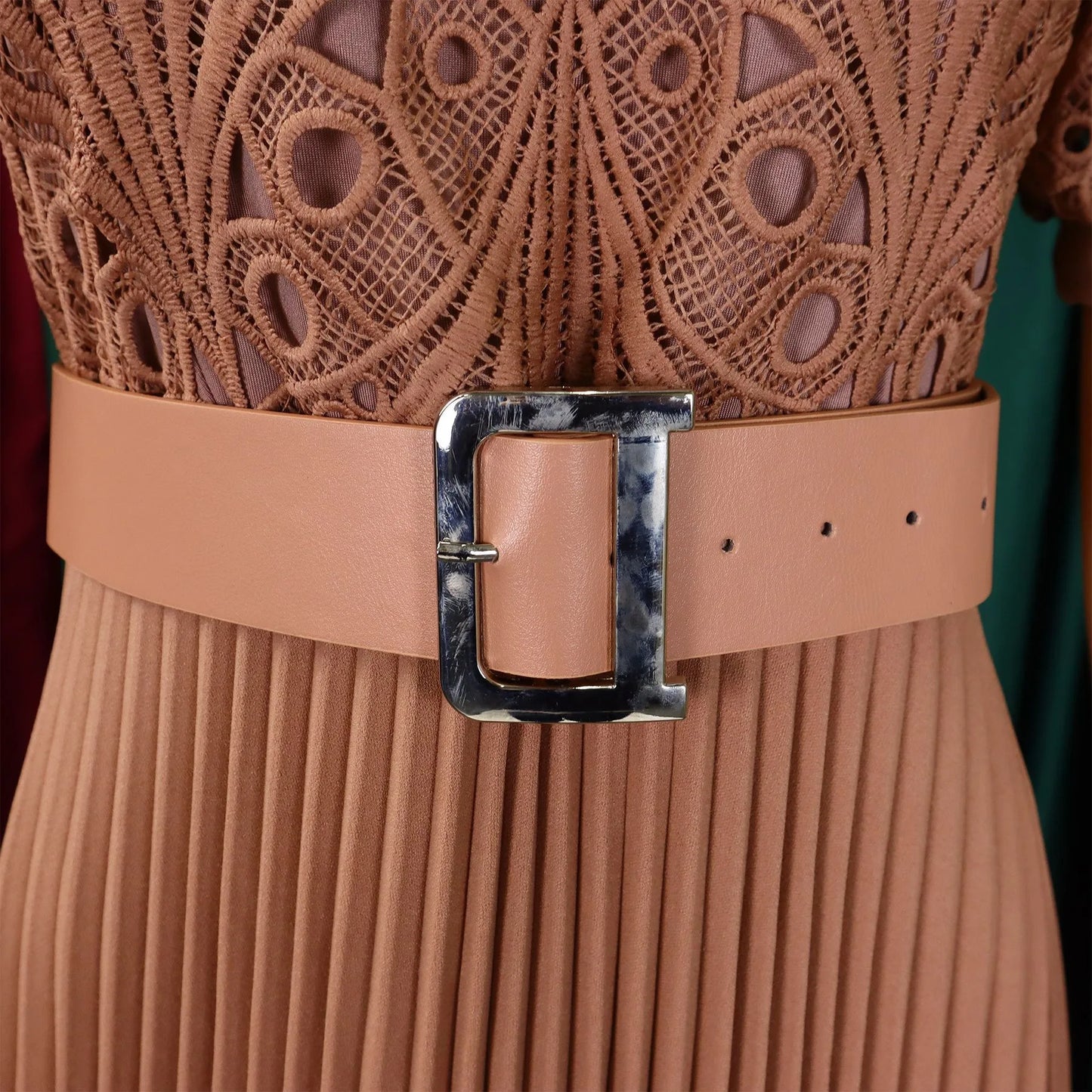 Elegant Pleated Lace Dress – O-Neck, Belted, Mid-Calf Party Dress