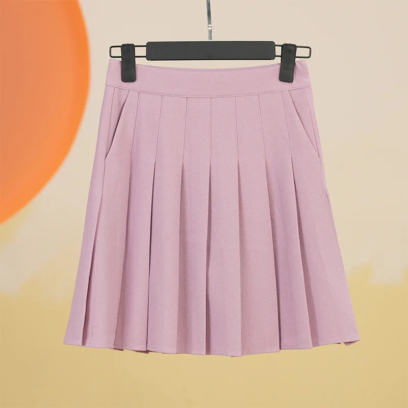 High-Waisted Black Pleated Skirt with Pockets