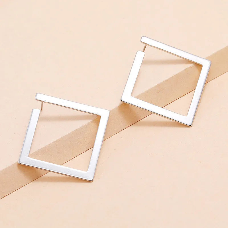 Retro Square Stud Earrings – Minimalist Fashion for Women
