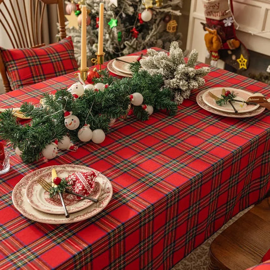 Plaid Christmas Tablecloth – Red/Green Vintage Cover for Dining or Living Room